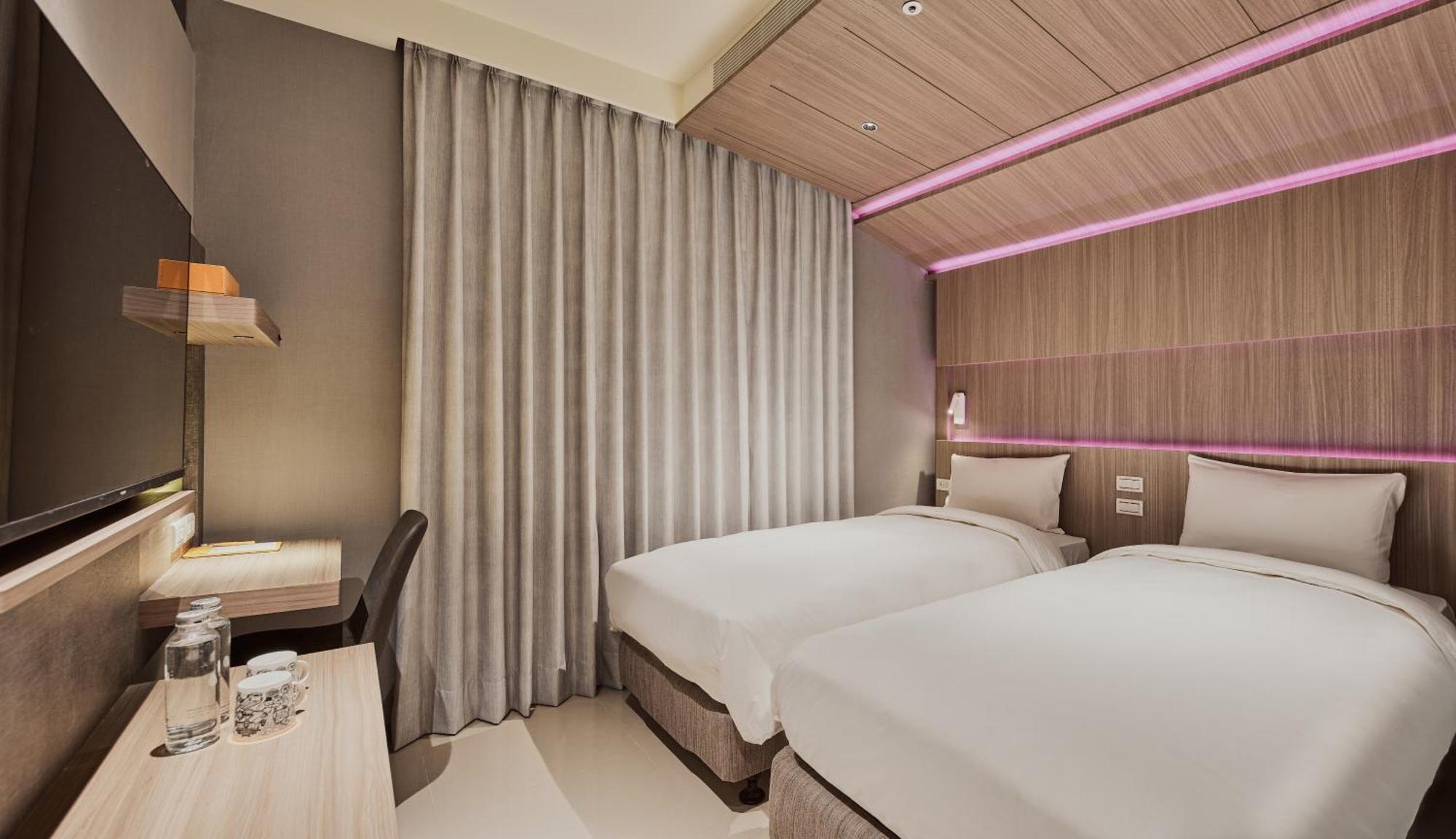 Orange Hotel -Hanzhong, Тайбэй Экстерьер фото